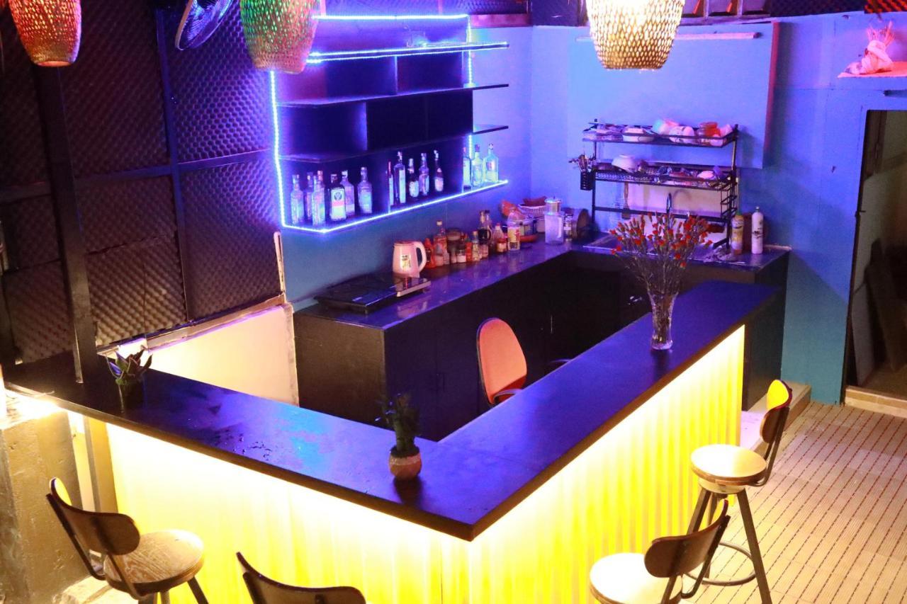 Bui Vien Street Hostel Хошимин Экстерьер фото
