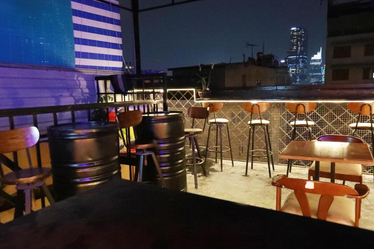 Bui Vien Street Hostel Хошимин Экстерьер фото