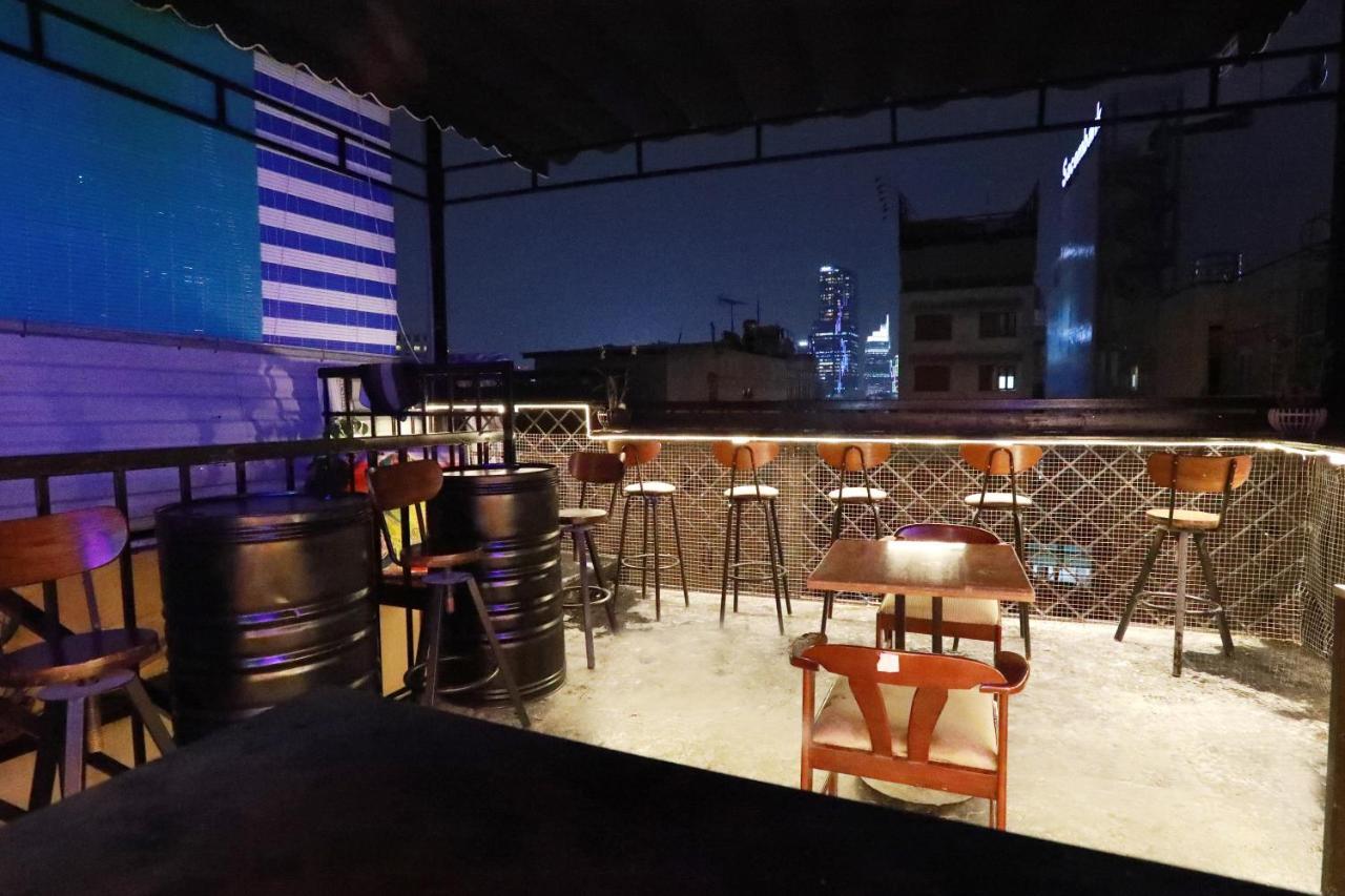 Bui Vien Street Hostel Хошимин Экстерьер фото