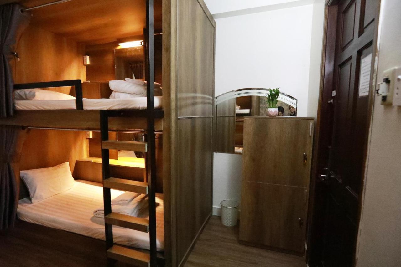 Bui Vien Street Hostel Хошимин Экстерьер фото